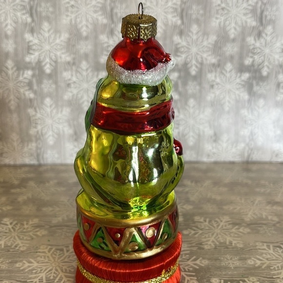 Santa Frog Festive Glass Christmas Tree Ornament - Picture 3 of 10